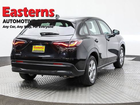 Used 2023 Honda HR-V LX image 5