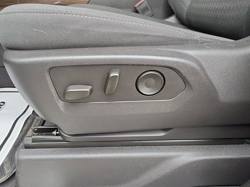 Used 2024 Chevrolet Silverado 2500 LT w/ Z71 Sport Edition image 26