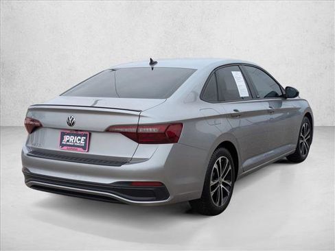 Used 2023 Volkswagen Jetta Sport FWD image 5