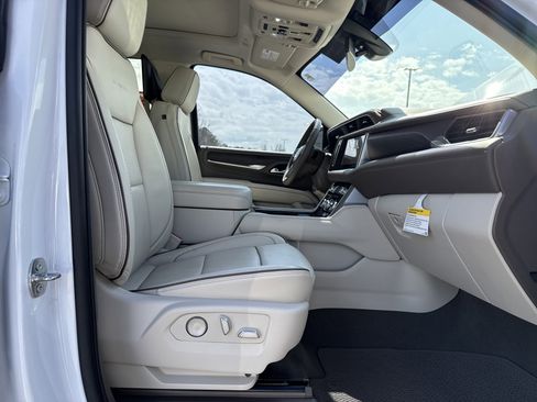 Used 2021 GMC Yukon Denali image 36