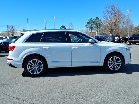 Used 2025 Audi Q7 3.0T Premium Plus AWD/4WD image 9