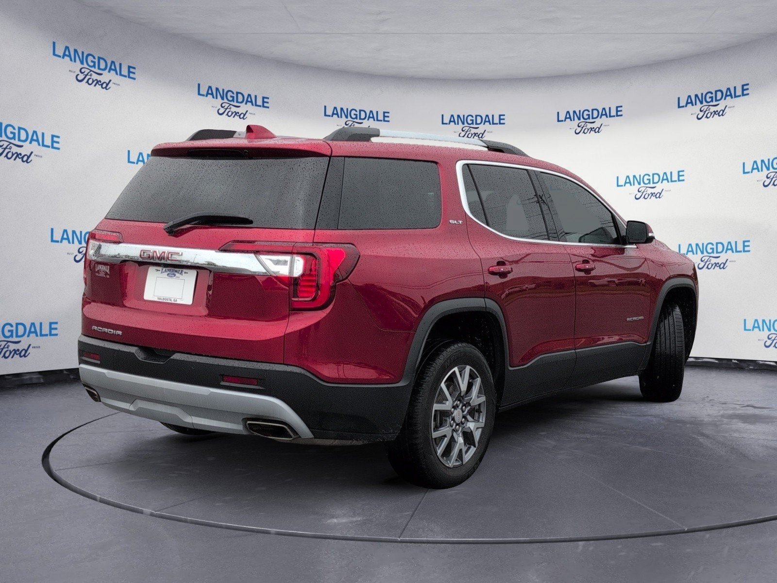Used 2023 GMC Acadia SLT FWD image 4