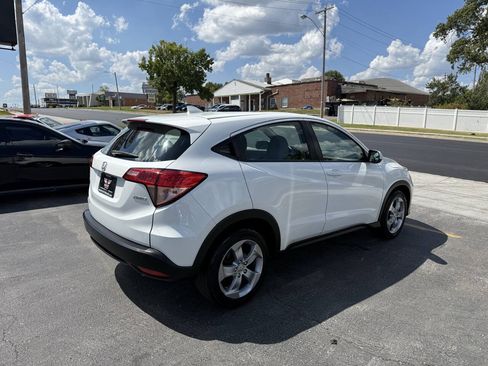 Used 2016 Honda HR-V LX image 7