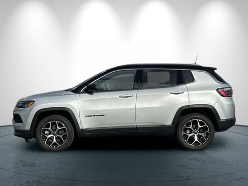 New 2026 Jeep Compass Limited image 7