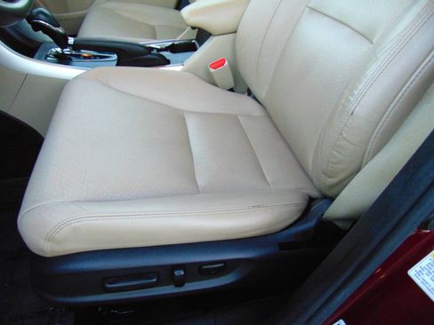 Used 2013 Honda Accord Touring image 7