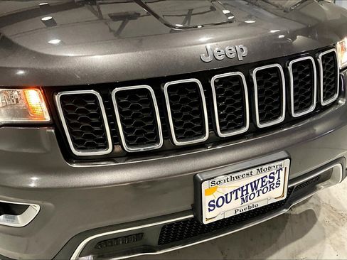 Used 2017 Jeep Grand Cherokee Limited AWD/4WD image 32