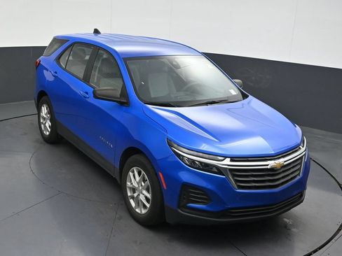 Used 2024 Chevrolet Equinox LS w/ Driver Confidence II Package FWD image 21
