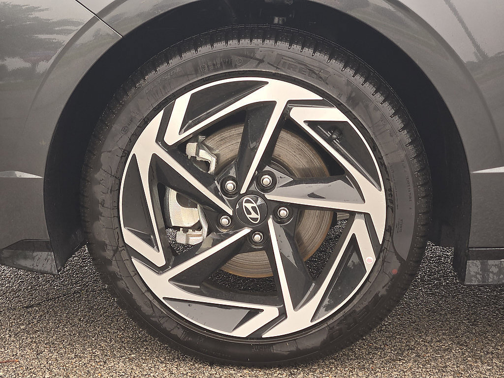 New 2026 Hyundai Sonata SEL FWD image 12