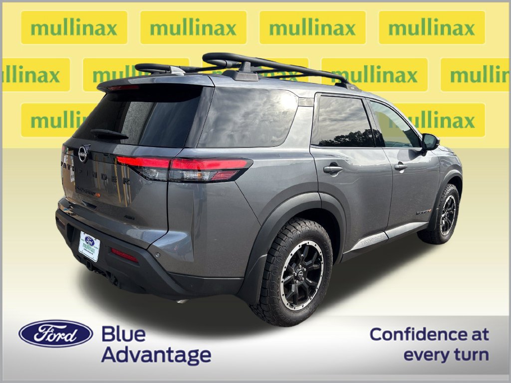 Used 2025 Nissan Pathfinder Rock Creek AWD/4WD image 2