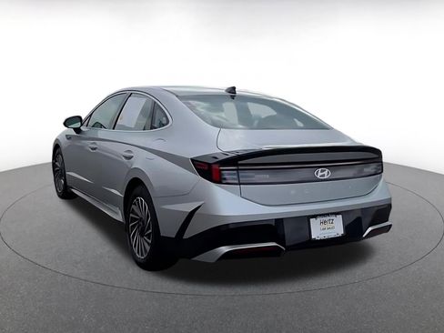 Used 2025 Hyundai Sonata SEL FWD image 13