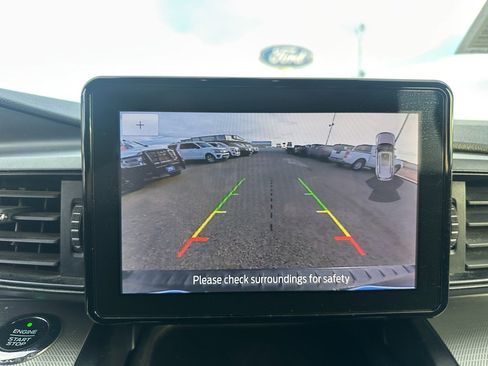 Used 2020 Ford Explorer XLT image 15