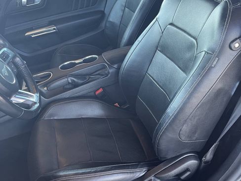 Used 2020 Ford Mustang GT Premium w/ GT Performance Package RWD image 15