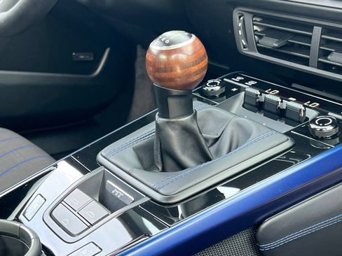 Certified 2025 Porsche 911 Carrera T RWD image 38