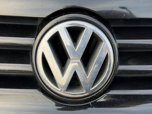 Used 2002 Volkswagen Golf 1.8T FWD image 31