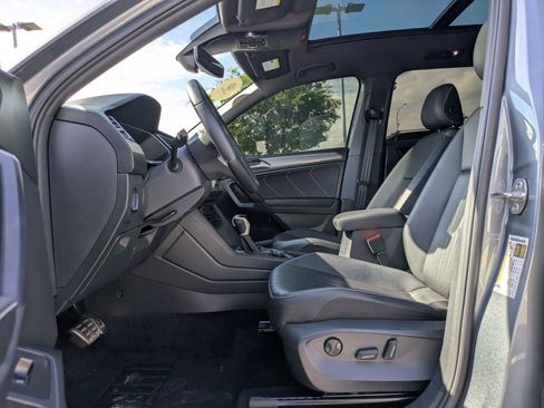 Used 2024 Volkswagen Tiguan SE R-Line AWD/4WD image 18