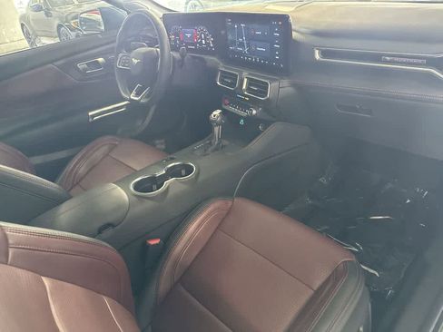 Used 2025 Ford Mustang GT Premium RWD image 25