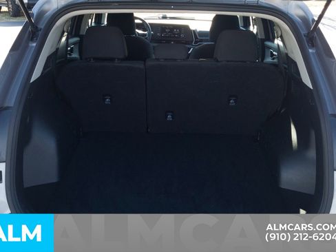 Used 2024 Kia Sportage LX image 9