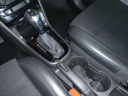 Used 2019 Buick Encore Preferred image 26