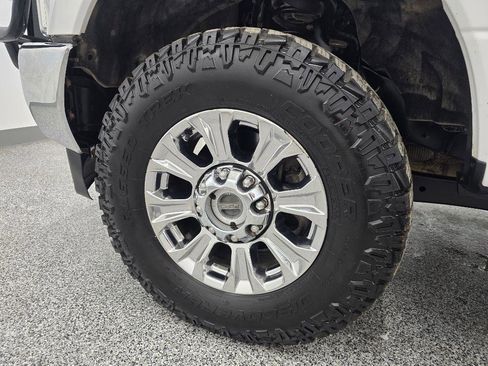 Used 2019 Ford F250 XLT w/ XLT Premium Package image 35