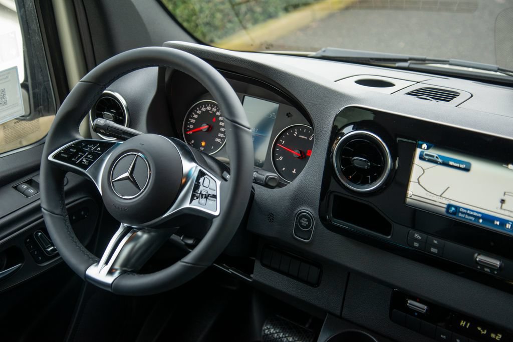 New 2026 Mercedes-Benz Sprinter 2500 image 18