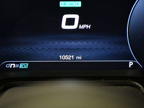 Used 2024 Alfa Romeo Tonale Veloce image 15