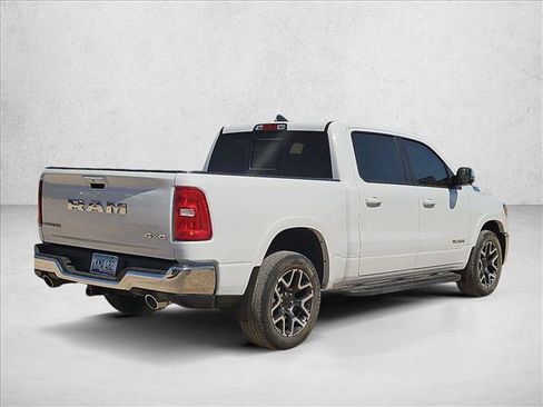 Used 2025 RAM 1500 Laramie AWD/4WD image 5