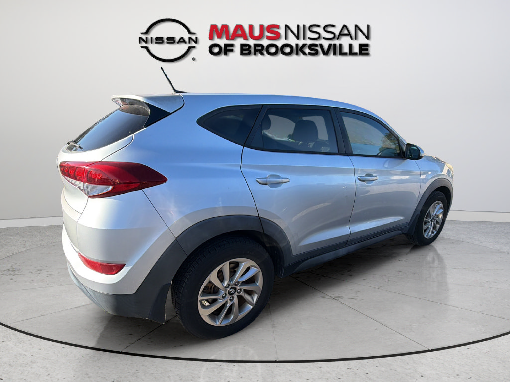 Used 2017 Hyundai Tucson SE w/ Cargo Package FWD image 13