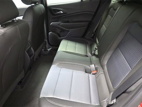 New 2026 Chevrolet Trax LT w/ Driver Confidence Package image 10