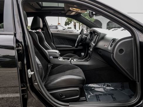 Used 2022 Dodge Charger Scat Pack RWD image 39