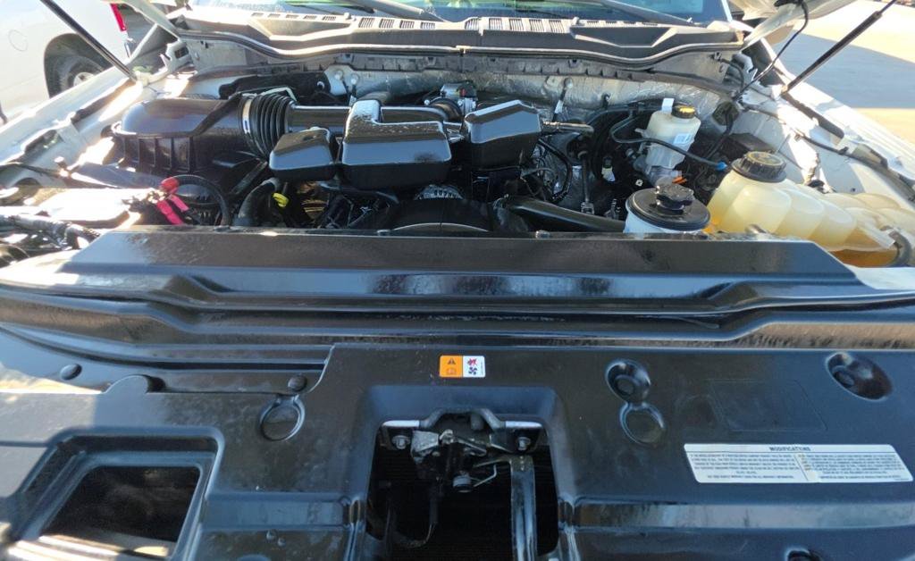 Used 2019 Ford F250 XL w/ Power Equipment Group AWD/4WD image 9