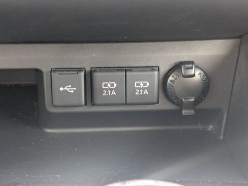 Used 2020 Toyota Highlander Platinum image 22