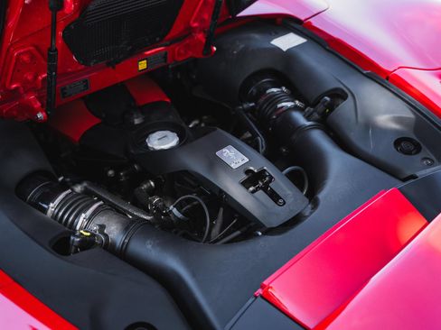 Used 2021 Ferrari F8 Tributo RWD image 45