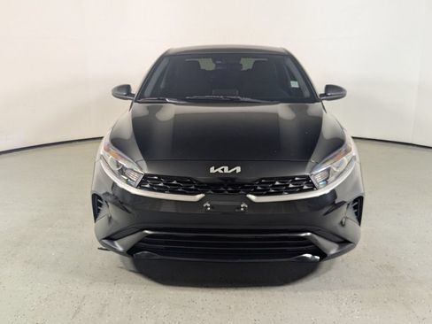 Used 2024 Kia Forte LXS FWD image 2