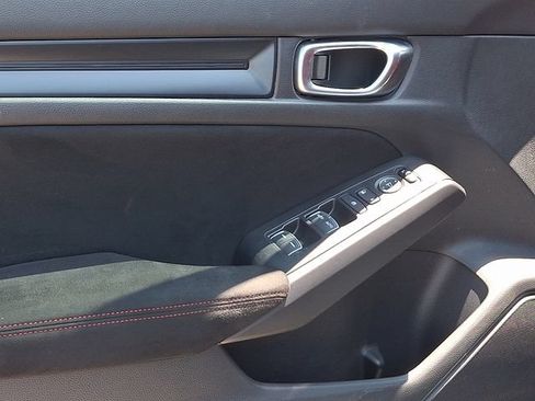 Used 2024 Honda Civic Type R image 18