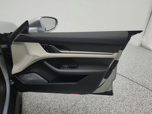 Used 2024 Porsche Taycan Turbo S w/ Premium Package image 23