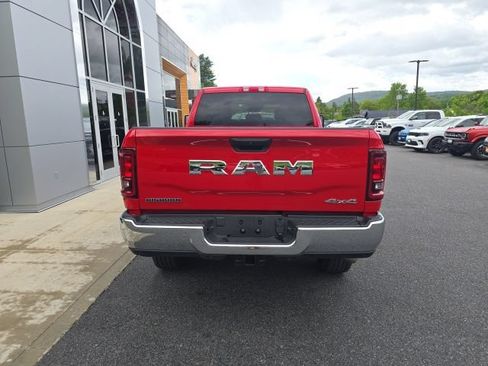 Used 2026 RAM 2500 Big Horn AWD/4WD image 6