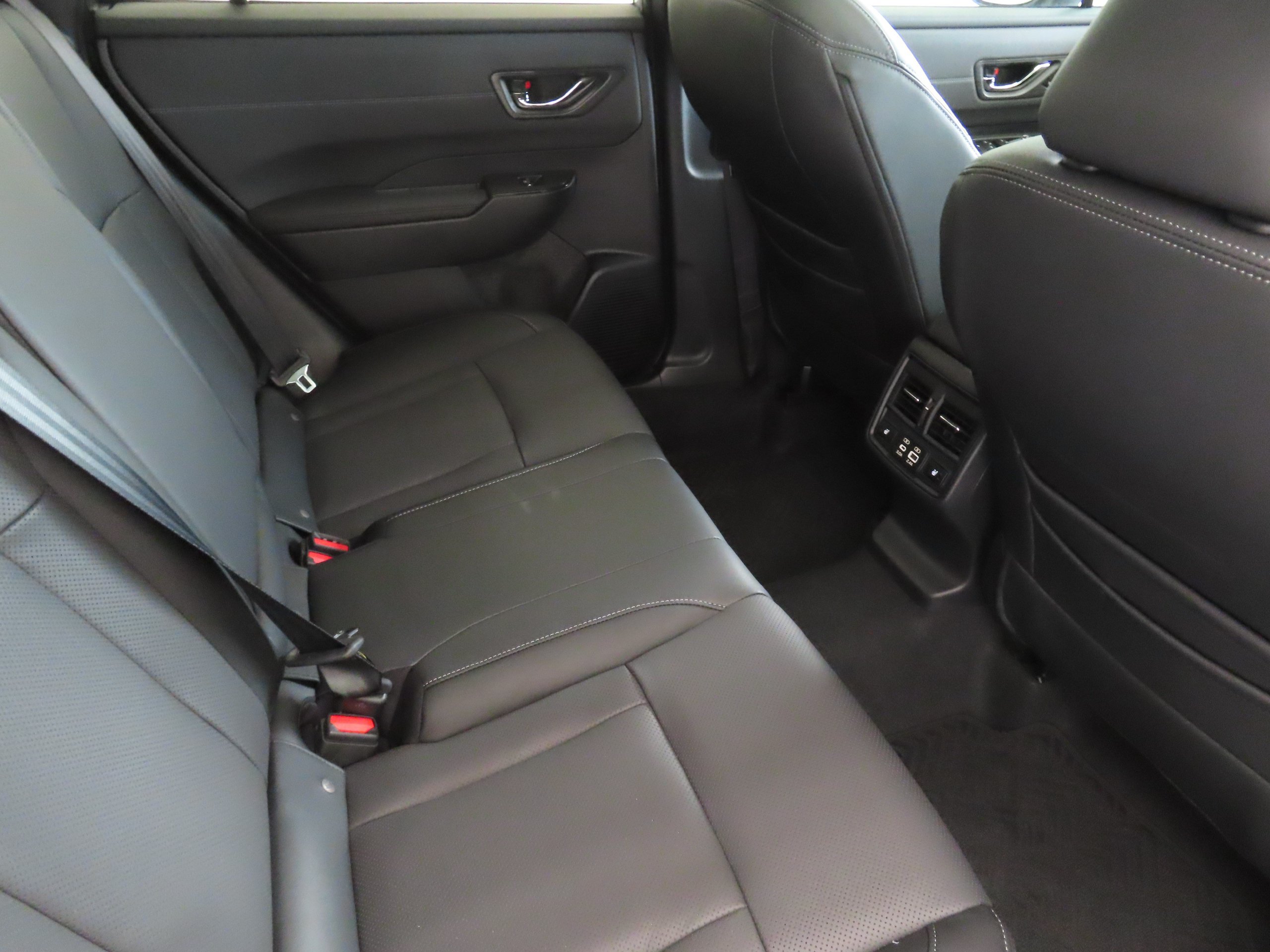 New 2026 Subaru Outback Touring XT AWD/4WD image 23