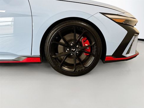 Used 2025 Hyundai Elantra N FWD image 36