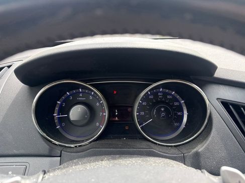 Used 2011 Hyundai Sonata SE FWD image 8