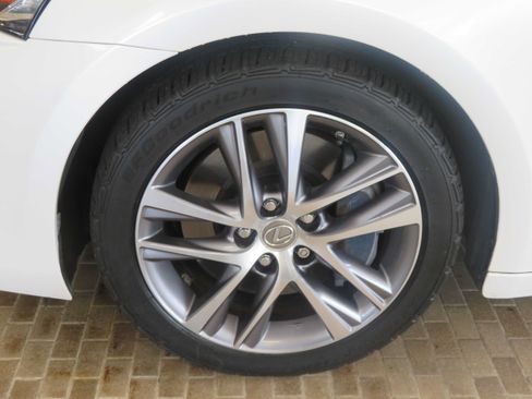 Used 2018 Lexus IS 300 w/ Accessory Package 2 RWD image 7