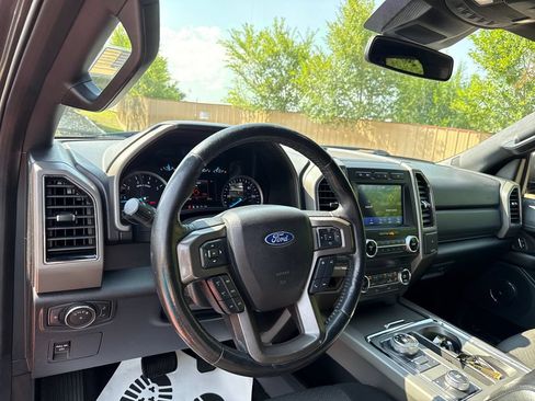 Used 2020 Ford Expedition XLT AWD/4WD image 14