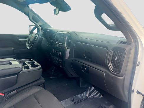 Used 2025 Chevrolet Silverado 1500 Custom Trail Boss AWD/4WD image 27