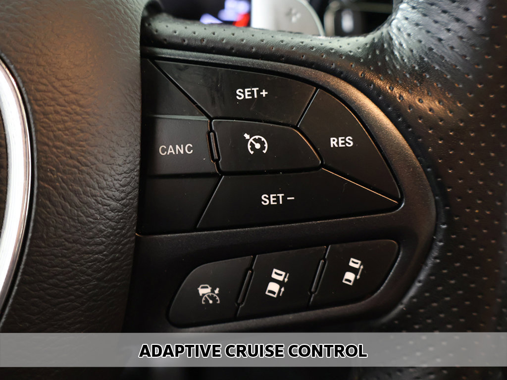 Used 2025 Dodge Durango GT AWD/4WD image 5