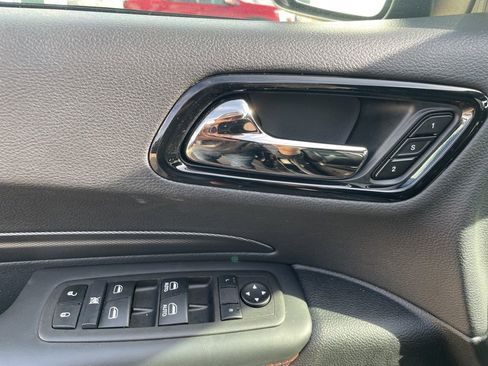 Used 2024 Dodge Durango GT AWD/4WD image 11