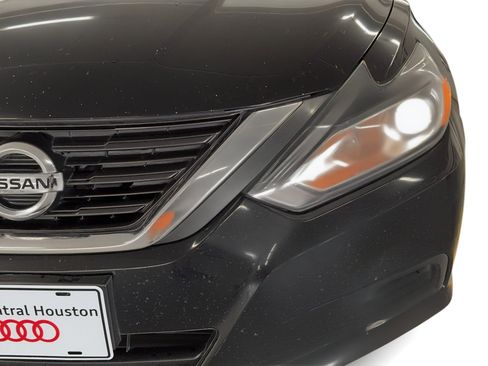 Used 2016 Nissan Altima 2.5 S w/ Power Driver Seat Package image 11