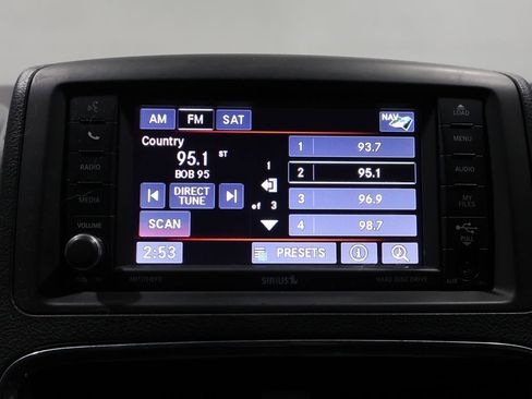 Used 2017 Dodge Grand Caravan GT image 26