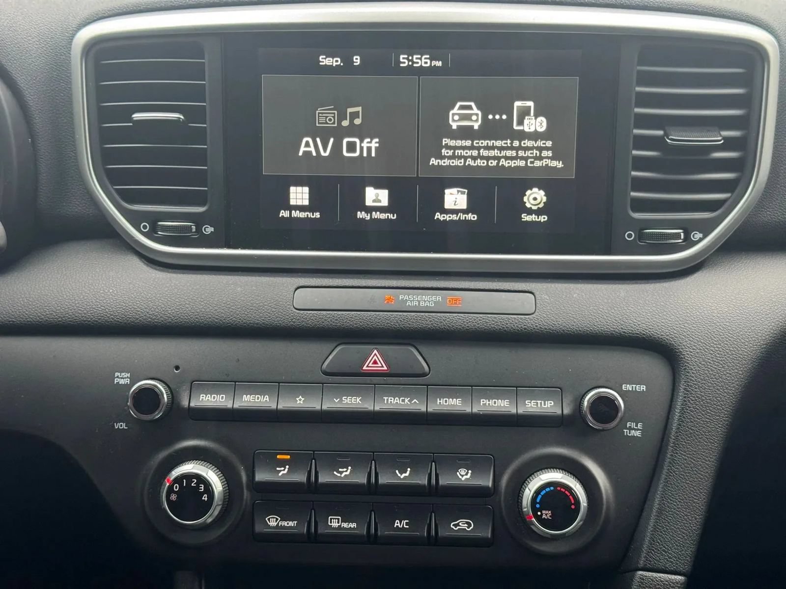 Used 2022 Kia Sportage LX FWD image 18