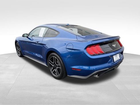 Used 2018 Ford Mustang Premium image 5