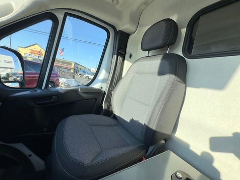 Used 2025 RAM ProMaster 1500 w/ Safety Group FWD image 19