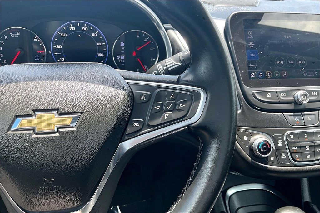 Used 2024 Chevrolet Malibu LT FWD image 12